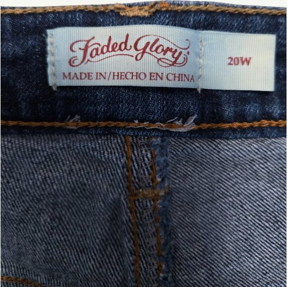 Faded Glory Women’s Plus 20W Stretch Jeans – Dark Wash, Classic Fit - Picture 5 of 7